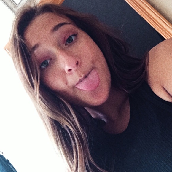 aliviabaker